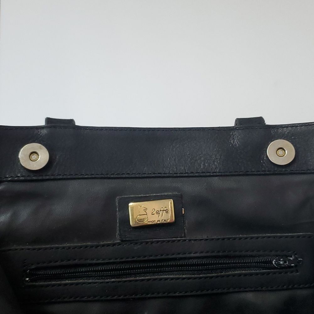 2 Effe Italian Vintage Structured Italian Black Leather Shoulder Bag Snap Closur - Picture 8 of 9